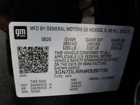 Used 2024 Chevrolet Equinox EV LT AWD/4WD image 41