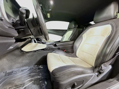 Used 2016 Chevrolet Camaro LT image 22