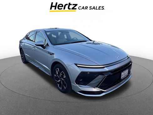 Used 2025 Hyundai Sonata SEL image 1