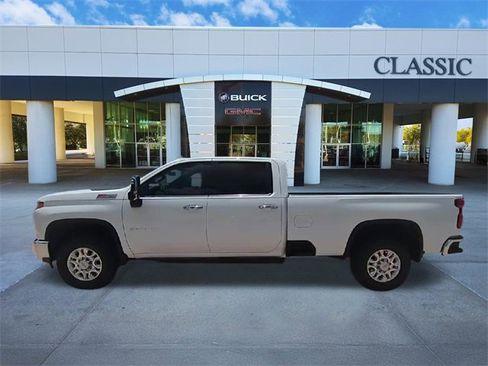 Used 2020 Chevrolet Silverado 2500 LTZ w/ Safety Package image 5