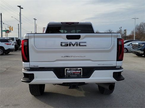 Used 2024 GMC Sierra 2500 Denali Ultimate image 5
