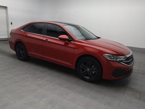 Used 2024 Volkswagen Jetta SE w/ Panoramic Sunroof Package FWD image 11