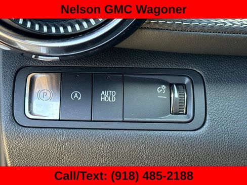 Used 2026 Chevrolet Equinox LT FWD image 22