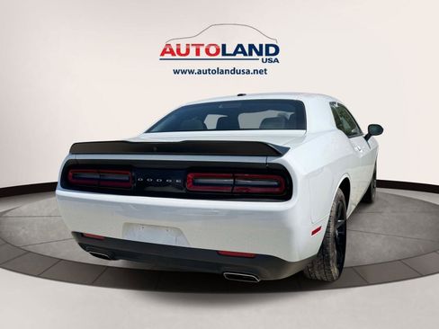 Used 2023 Dodge Challenger SXT RWD image 3