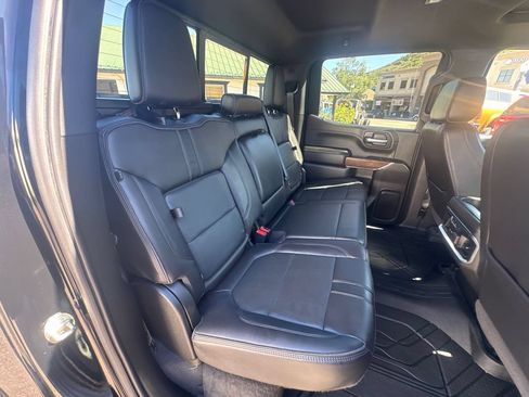 Used 2020 Chevrolet Silverado 1500 High Country w/ Technology Package AWD/4WD image 16