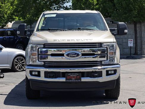 Used 2018 Ford F250 Lariat w/ Lariat Value Package AWD/4WD image 14