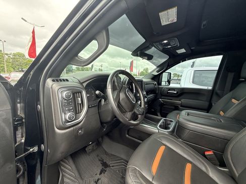 Certified 2020 GMC Sierra 2500 AT4 w/ AT4 Premium Package AWD/4WD image 16