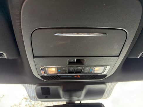 Used 2022 Ford F150 Lariat AWD/4WD image 15