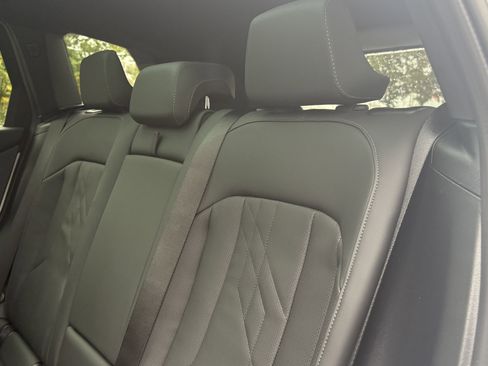 Used 2026 BMW X3 xDrive30 w/ Premium Package image 32