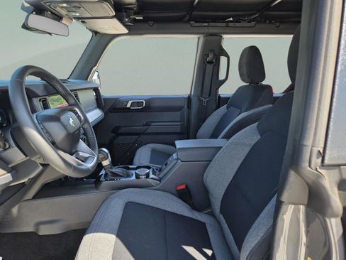 Used 2025 Ford Bronco Big Bend AWD/4WD image 13