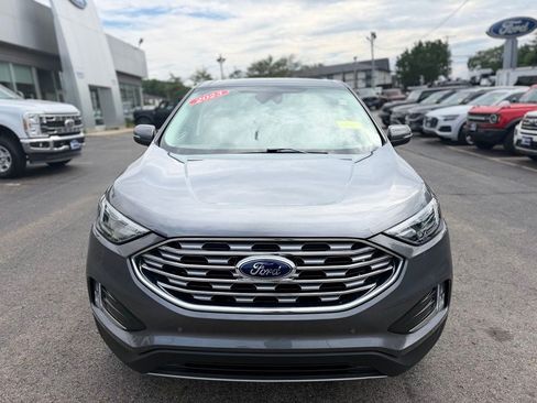 Used 2023 Ford Edge Titanium AWD/4WD image 10