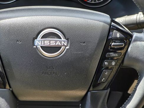 Used 2021 Nissan Armada SL w/ Captain's Chairs Package RWD image 16