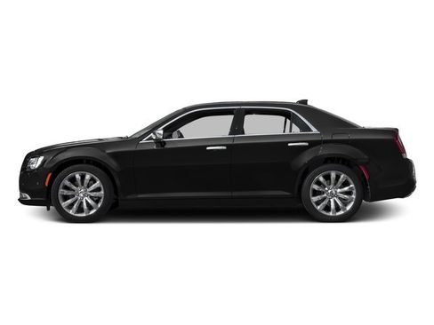 Used 2016 Chrysler 300 C Platinum w/ Safetytec Plus Group AWD/4WD image 6