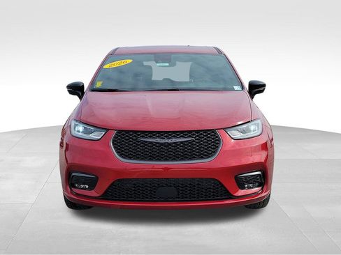 New 2026 Chrysler Pacifica Select FWD image 2