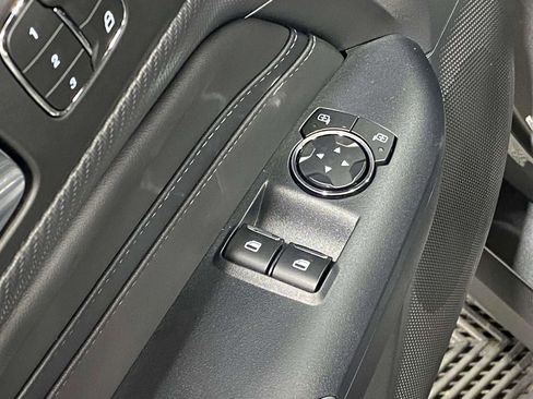 Used 2025 Ford Mustang GT Premium RWD image 19