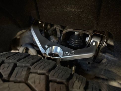 Used 2016 Chevrolet Silverado 3500 High Country w/ Duramax Plus Package image 9