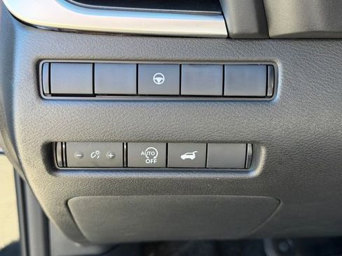 New 2026 Nissan Rogue SV AWD/4WD image 12