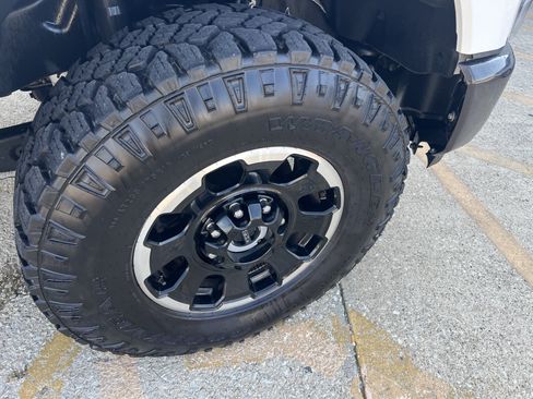 Used 2025 Ford F250 King Ranch w/ Tremor Off-Road Package AWD/4WD image 2