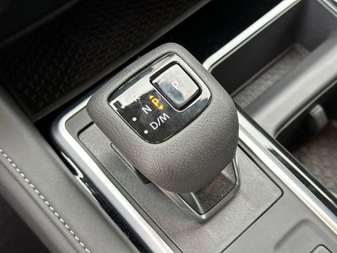 New 2025 Nissan Pathfinder SV w/ SV Premium Package image 34