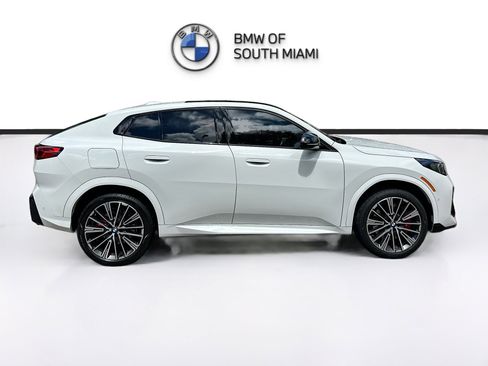 Certified 2025 BMW X2 M35i w/ Premium Package image 8