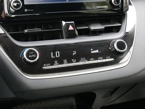 Certified 2022 Toyota Corolla LE FWD image 19