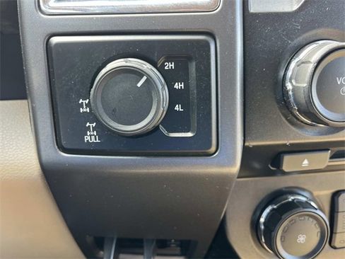 Used 2015 Ford F150 XLT w/ Equipment Group 302A Luxury image 32