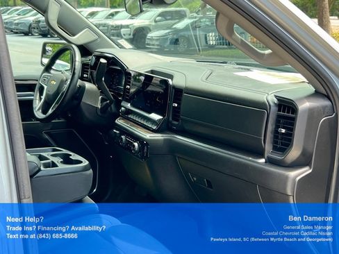 Used 2025 Chevrolet Silverado 1500 LT RWD image 22