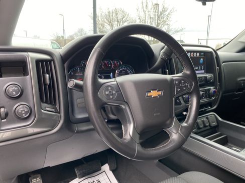 Used 2018 Chevrolet Silverado 1500 LT w/ All Star Edition image 17