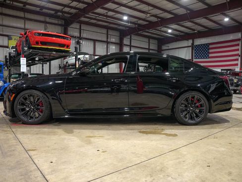 Used 2023 Cadillac CT5 V Blackwing w/ Driver Assist Package image 4