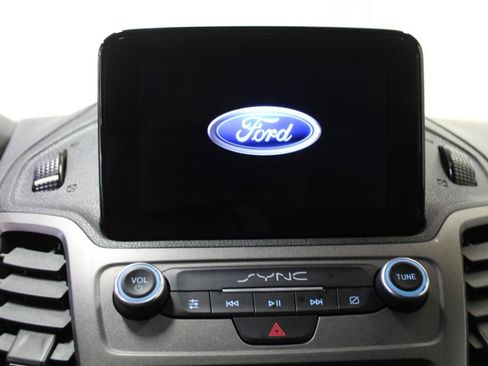 Used 2019 Ford Transit Connect XLT FWD image 12
