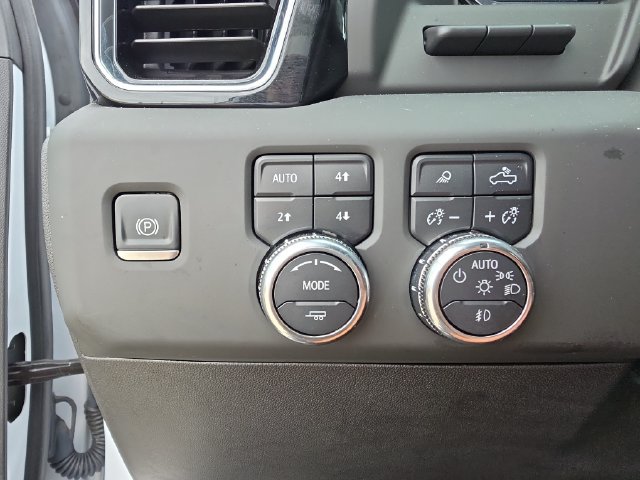 Used 2025 GMC Sierra 2500 Denali Ultimate AWD/4WD image 17