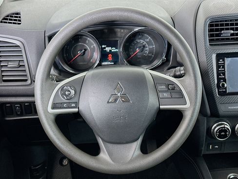 Used 2024 Mitsubishi Outlander Sport ES image 18