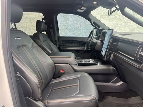 Certified 2023 Ford Expedition Max Platinum AWD/4WD image 10