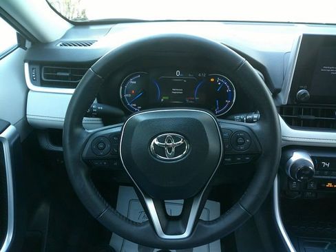 Used 2025 Toyota RAV4 XLE w/ Weather Package image 12