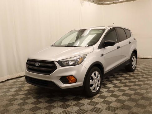 Used 2018 Ford Escape S FWD image 1
