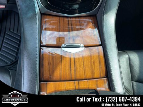 Used 2016 Cadillac Escalade 2WD image 34