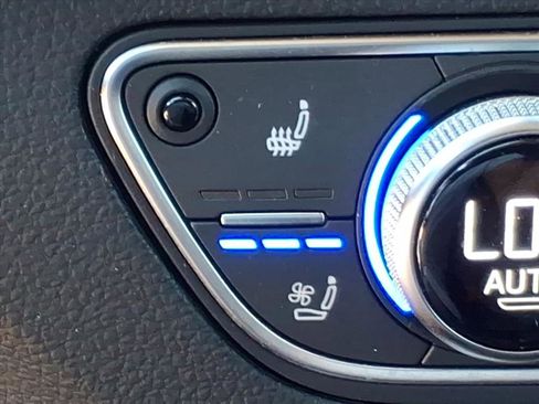 Used 2021 Audi Q5 Prestige w/ Prestige Package image 6