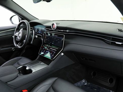 Certified 2023 Maserati Grecale Modena AWD/4WD image 12