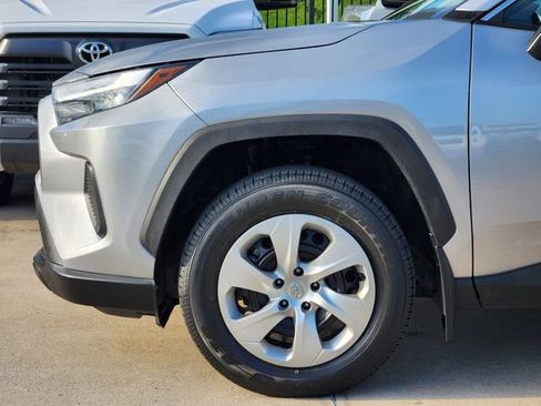 Certified 2023 Toyota RAV4 LE AWD/4WD image 6
