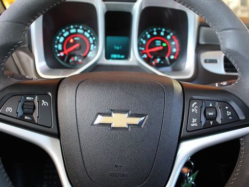 Used 2013 Chevrolet Camaro SS w/ SS Performance Package RWD image 17