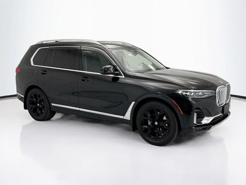 Used 2022 BMW X7 xDrive40i w/ Premium Package AWD/4WD image 3