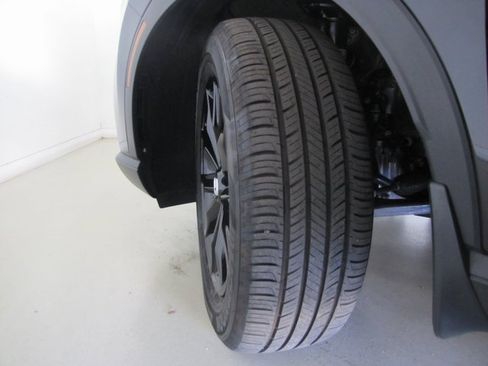 Certified 2025 Honda CR-V Sport-L image 28