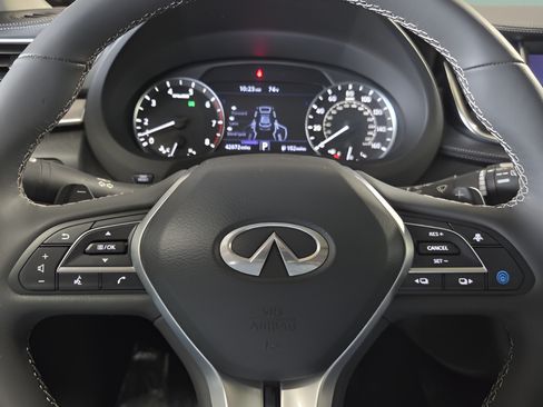 Used 2023 INFINITI QX50 Luxe AWD/4WD image 19