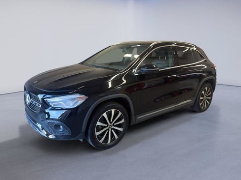 Used 2021 Mercedes-Benz GLA 250 w/ Premium Package image 3