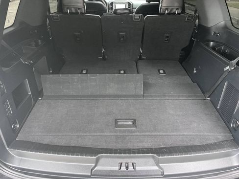 Used 2020 Ford Expedition Limited RWD image 31