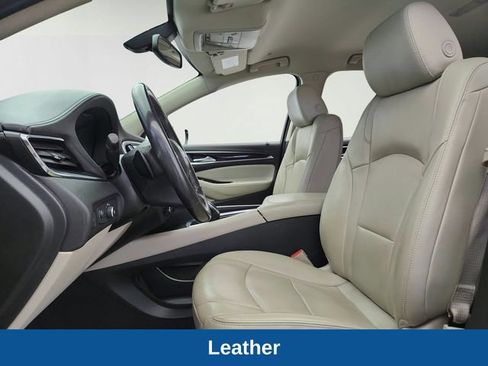 Used 2020 Buick Enclave Essence FWD image 10