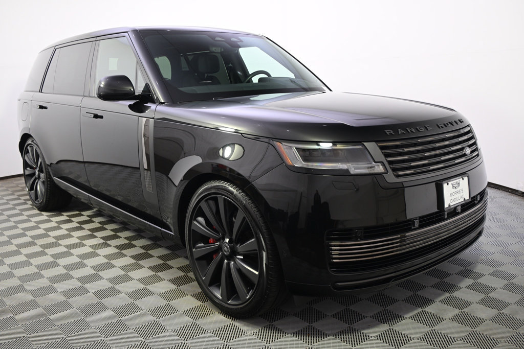 Used 2024 Land Rover Range Rover SV AWD/4WD image 8