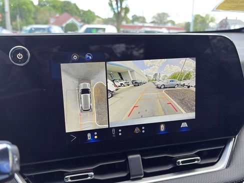 Certified 2025 Chevrolet Equinox LT w/ Convenience Package II AWD/4WD image 33