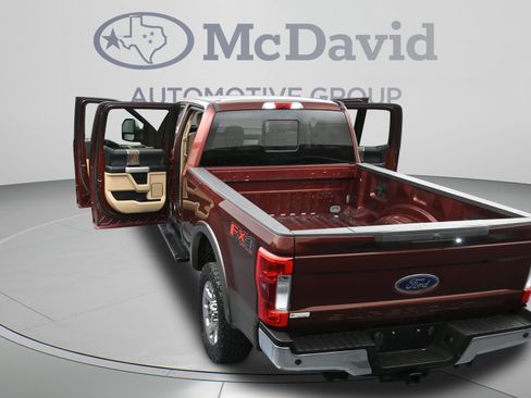 Used 2017 Ford F250 Lariat w/ Lariat Ultimate Package AWD/4WD image 42