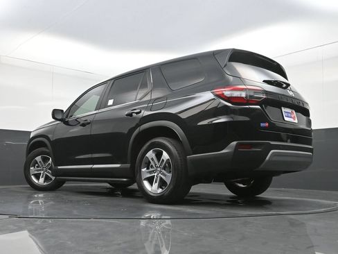 Used 2024 Honda Pilot EX-L image 29